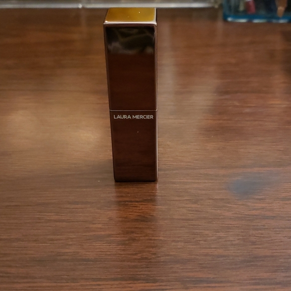 Laura Mercier Eyeshadow and lipstick bundle. - Picture 7 of 11